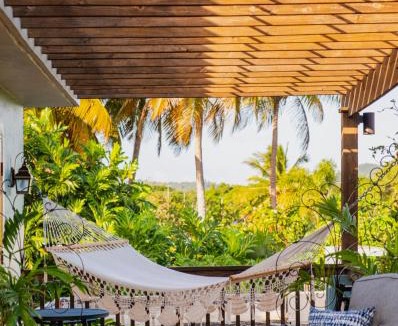 Esperanza Bed & Breakfast | Puertas