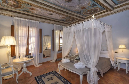 Pisa City Centre Bed & Breakfast | Rinascimento Bed & Breakfast