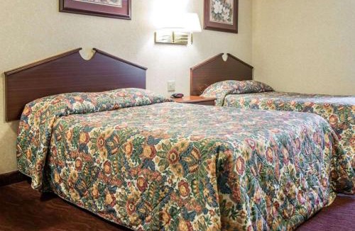Madison Heights Hotel | Rodeway Inn Madison Heights - Detroit