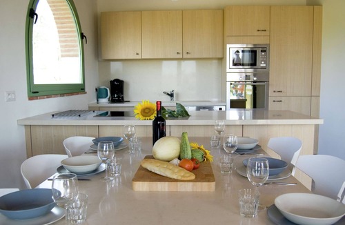 Ferretto House | Rustic Charm, Modern Comfort