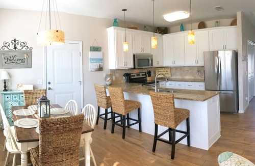 Laguna Beach Estates House | Sandpiper Cottage Private Pool 1 Block to Beach FREE 6‑Person Golf Cart