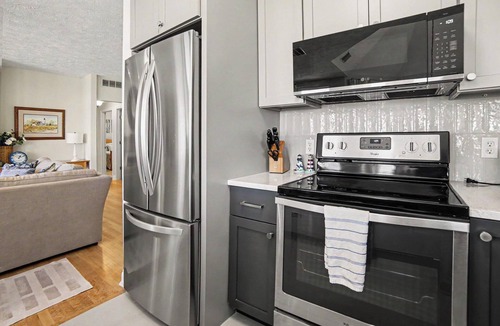 Manistee Condo | Second Floor Lake Michigan Condo with Sunset Views