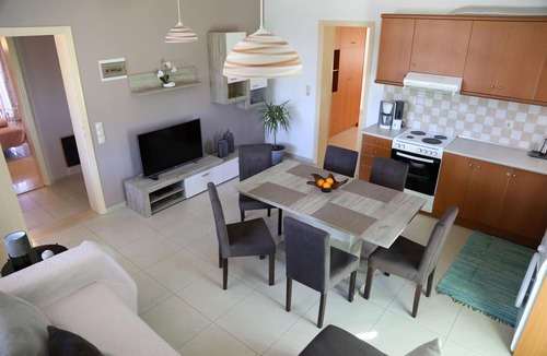 Melidoni Apartment | spacious apartment, Cretan Village, close to the sea, ideal spot to explore Crete