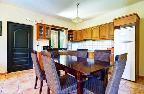 Pendamodi Villa | Spacious comfortable villa in traditional style