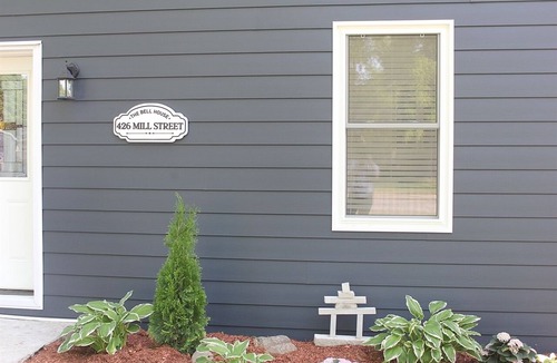 Port Elgin House | Spacious, modern home - 5 minute walk to Port Elgin beach & restaurants.