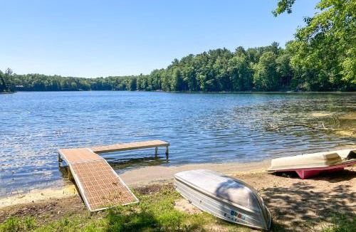 Mayfield House | Spacious, Peaceful Lake House, 10 Mi to Horse Show