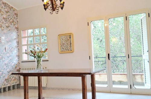 Ragalna Villa | Spacious villa with pool, sleeps 10, at the foot of Mount Etna, 20 km from Catania