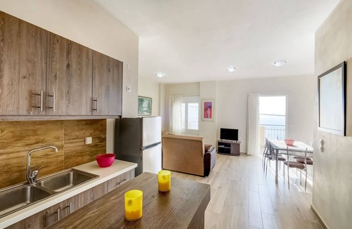 Ravdoucha Apartment | Studio in Ravdoucha with Sea View Balcony