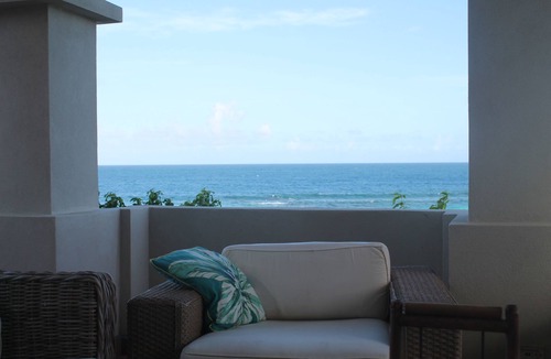 Shoal Bay House | Stunning Ocean Front Shoal Bay Villa