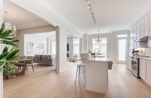 Unionville House | Stylish and Brand New: Your Cozy 4-bedroom Getaway