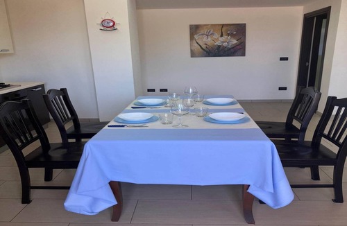 Santa Maria del Focallo Apartment | Stylish Apartment by the Sea