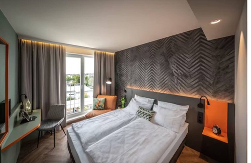 Altglienicke Hotel | Stylish Modern Accommodation Perfect for Stress-Free Getaways near Attractions