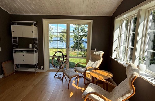 Sjuhult House | Unique accommodation in tranquility with stunning lake views!
