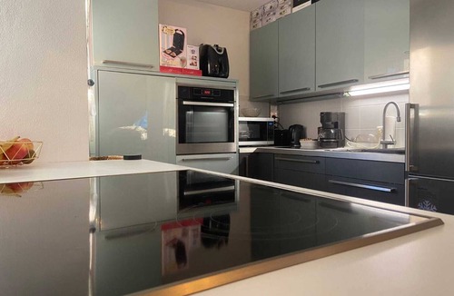 Munchen District Apartment | Unique Munich apartment with 3 rooms, balcony and parking space