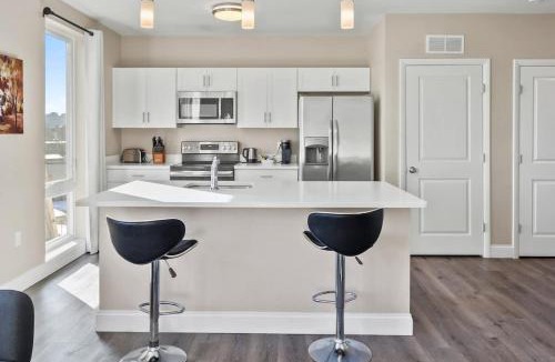 Chelsea Apartment | Unit 45 Well designed 1BR Apartment Long term stays