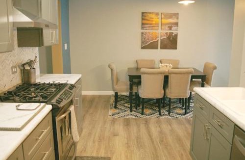 Ludington House | Upscale luxury home just a few blocks from beach
