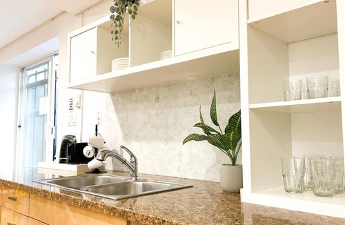 Kerrisdale House | Vancouver Private 3 bedrooms 3 bathroom, 5 Min to airport, 15 min to Downtown.