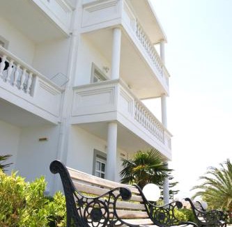 Plaka Apartment | Villa Irini