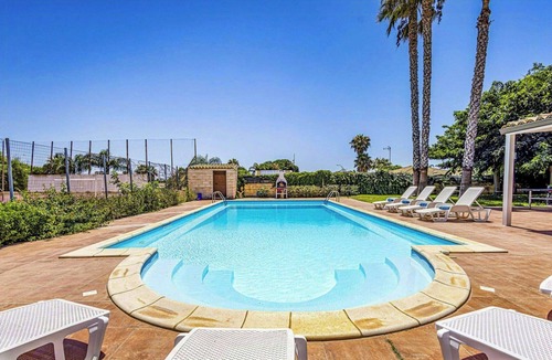 Caucana-finaiti-casuzze-finaiti Nord House | Villa with ancient olive tree near Punta Secca