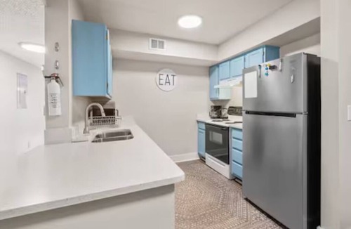 Indian Bayou House | Walk to the beach/Pool/In the heart of Destin!
