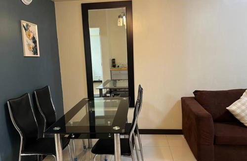 Project 8 Apartment | Zinnia North Tower 3202