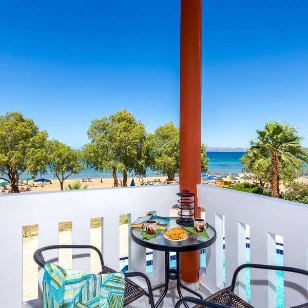 Eden Beach Hotel