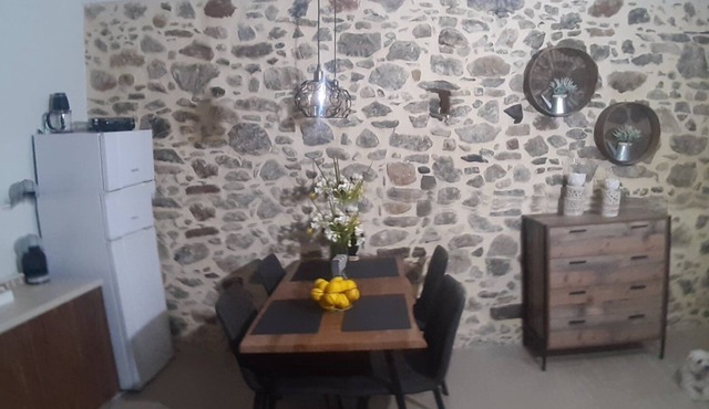2 Bedrooms Private Vacation Home In Ηρακλειο