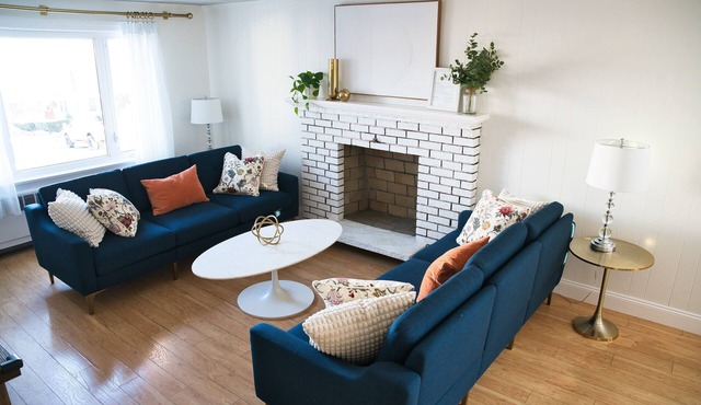 3BR/2BA Chic and Tranquil Magnolia House Near Boston