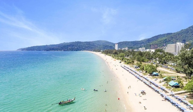 4.11 Karon View 2 Bed, 5 Minutes walk Karon Beach