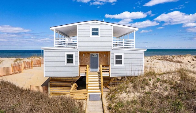 405 Ocean-Front with Panoramic Ocean Views