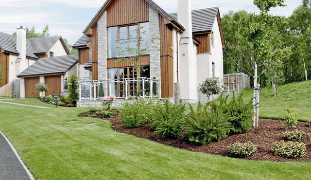 5 bedroom accommodation in Aviemore
