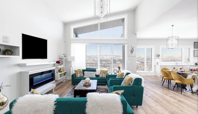 6Bd+4Bath/Firepit+BBQ/180'Views