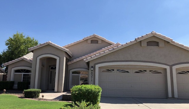 7 min to Peoria Sports Complex! Putting Green, Pool & Spa!