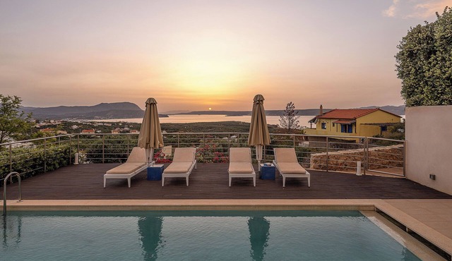 Adeste Seaview Villa II - Heated* pool,900m to sea