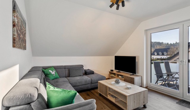 Apartment 'Eierschale' with Mountain View, Balcony and Wi-Fi