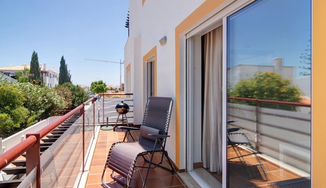Apartment 'Quinta Gomeira 69' with Shared Pool, Shared Garden and Air Conditioning