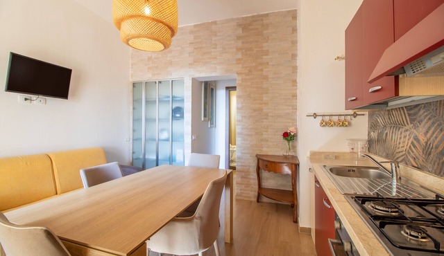 Apartment with Garden and Pool View, Private Veranda