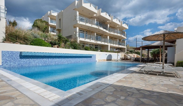 Apartment with Sea View Close to the Beach