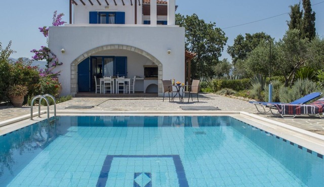 BBQ ★ Big private pool ★ Sea View