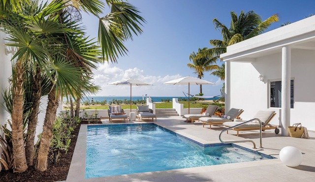 Beachfront Bliss: Luxurious 3BR Oasis Private Pool,Stunning Views,Butler Service