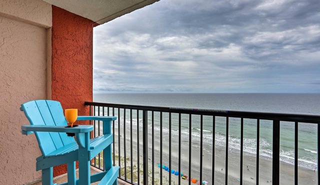 Beachfront Myrtle Beach Condo with Resort Access!