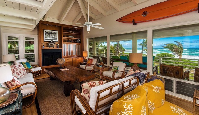Beachfront Tropical Dream House! TVNC#4299