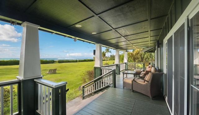 Beachfront Vacation Rental with AC throughout