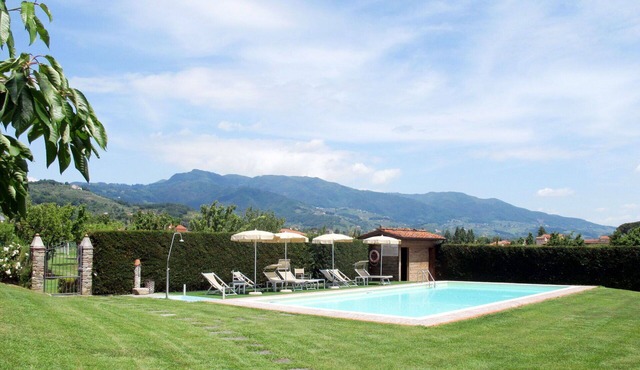 Beautiful apartment in villa for 2 people with A/C, WIFI, pool, TV and terrace