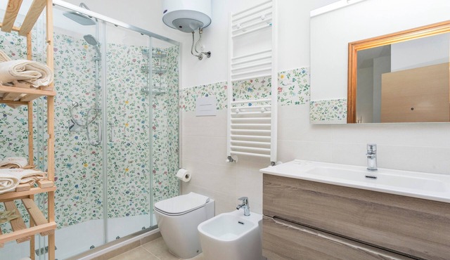Bed and Breakfast 'Sentiti A Casa' with Wi-Fi and Air Conditioning