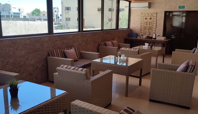 Black Iris Hotel