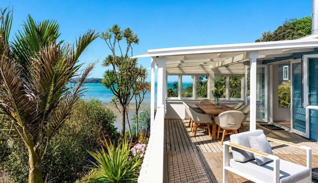 Bluebelle - Huruhi Bay Sea Views