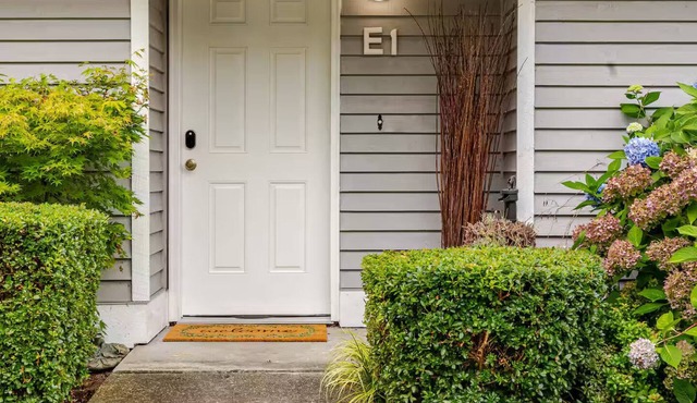 Bothell Retreat · King Bed, Office, Fast WiFi+W/D
