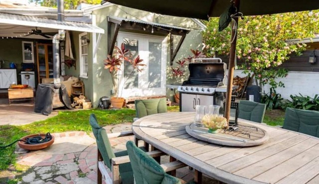 Bright Comfortable Home in Van Nuys