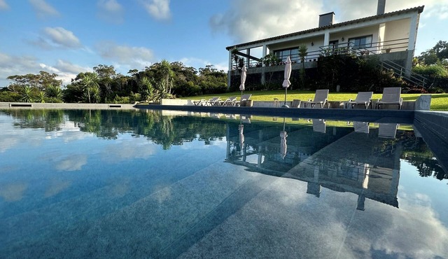 Casa das Hotências by Azoresrent